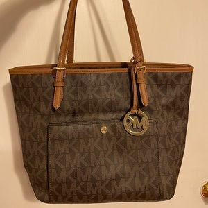 Michael Kors purse in great condition